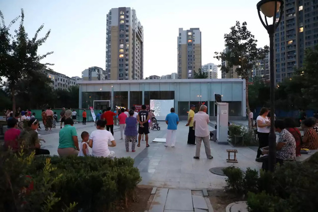 百場電影進(jìn)社區(qū) 百場電影進(jìn)社區(qū)